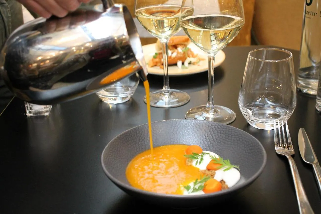Nest Hotel Paris La Defense - Mgallery Collection Puteaux 5*,