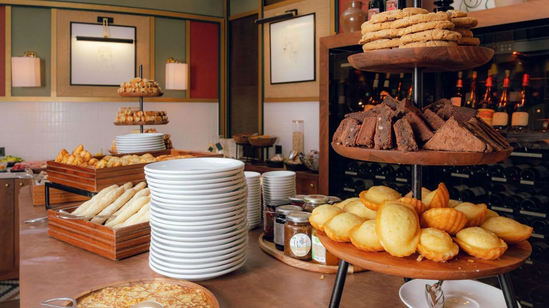 Nest Hotel Paris La Defense - Mgallery Collection Puteaux 5*,